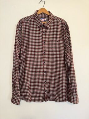 Johnnie-O Flannel Men's XL Button-Down Long Sleeve Shirt Red Gray Plaid Utility